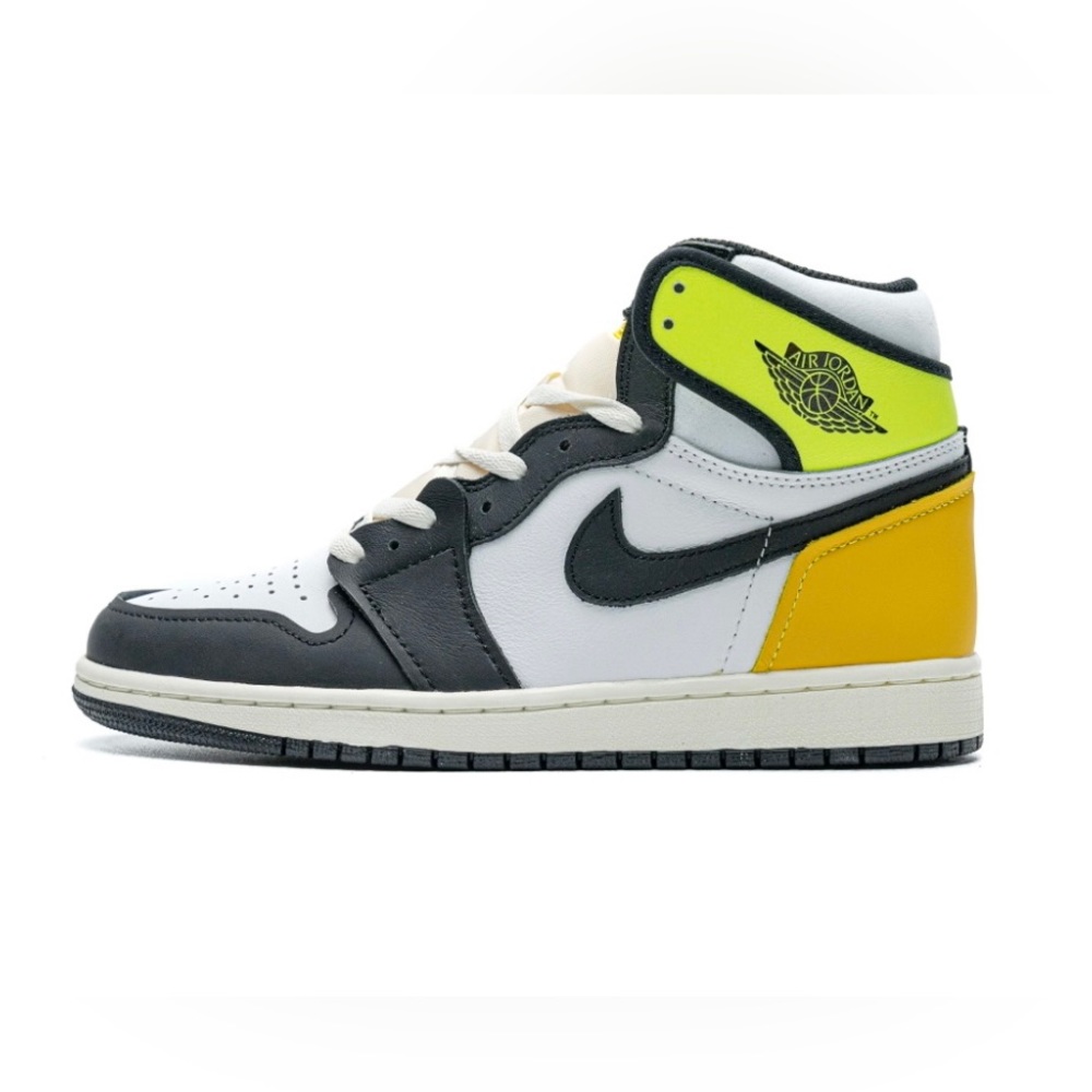 Air Jordan 1 Retro High OG White Black Volt University Gold Boys 5